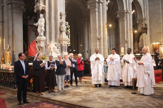 LE CHRETIEN ET L'ARGENT : Pourquoi doit-il en avoir et où peut-il en  trouver ? - Eglise Shop